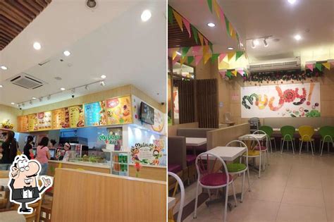 Jollibee Cebu Makro (Fast Food Restaurants) at M.Logarta .